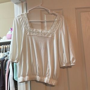 New with Tags White Blouse from Buckle!